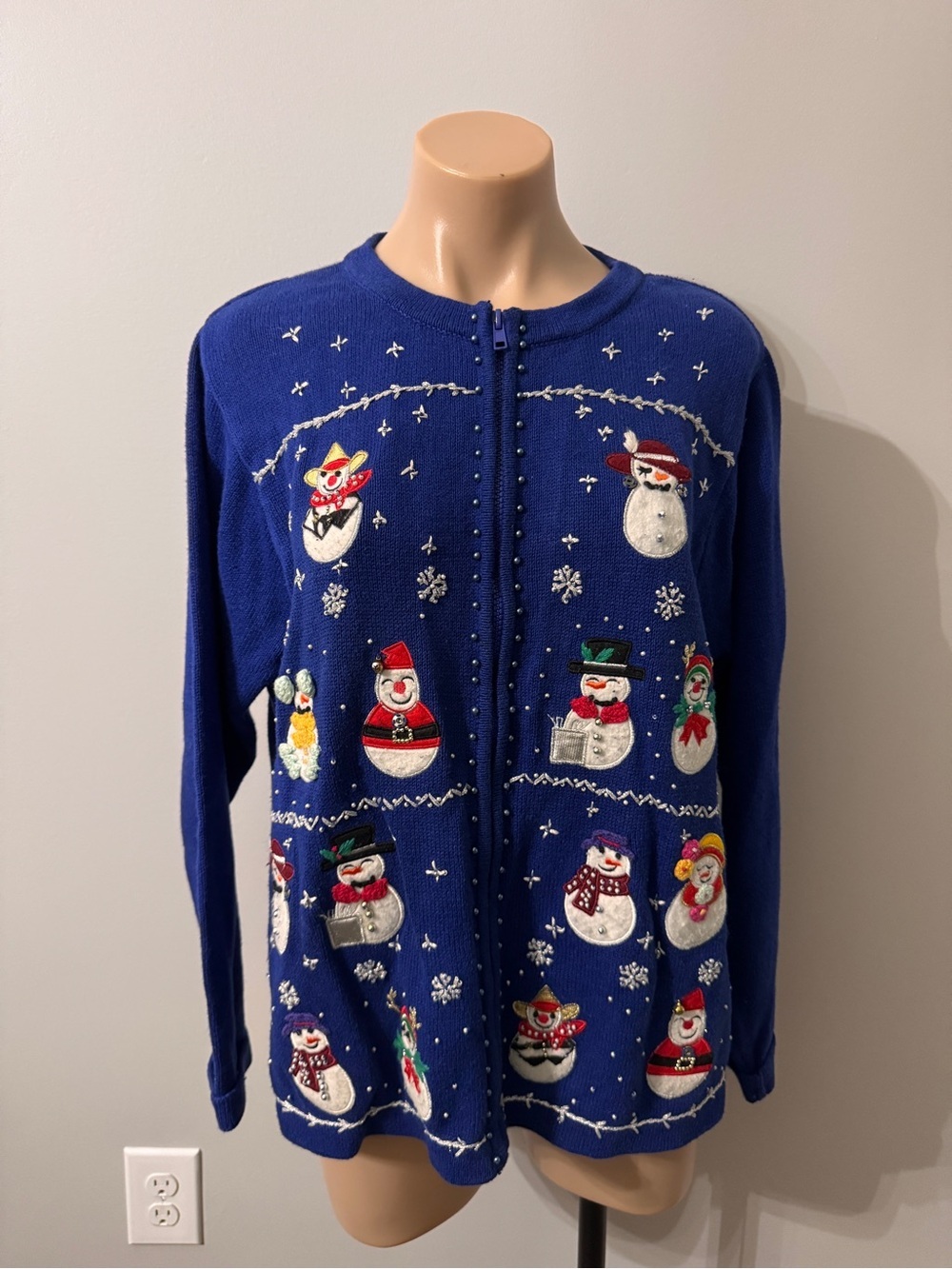 B. P. Design Christmas Sweater Holiday Winter “Ugly” Snowmen Snow Blue Small